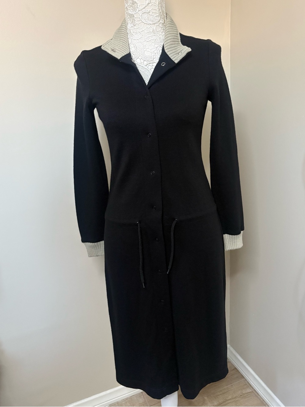Lacoste France Wool Blend Sweater Dress 4 Black Snap Front Drawstring Midi